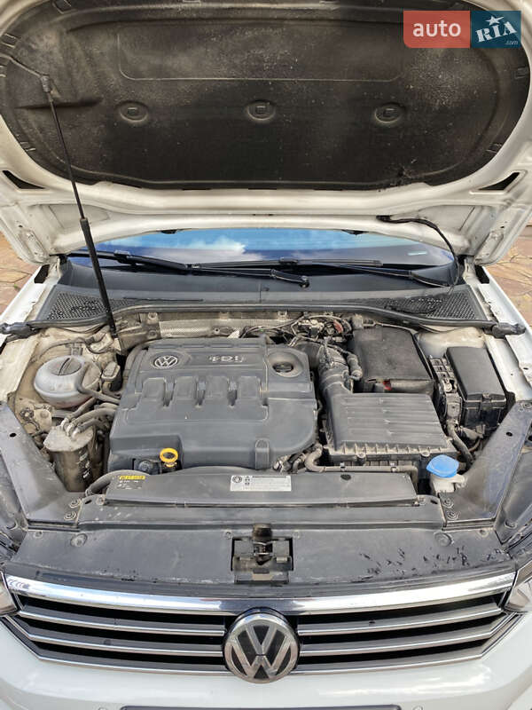 Универсал Volkswagen Passat 2015 в Тернополе фото 16 Универсал Volkswagen Passat 2015 в Тернополе