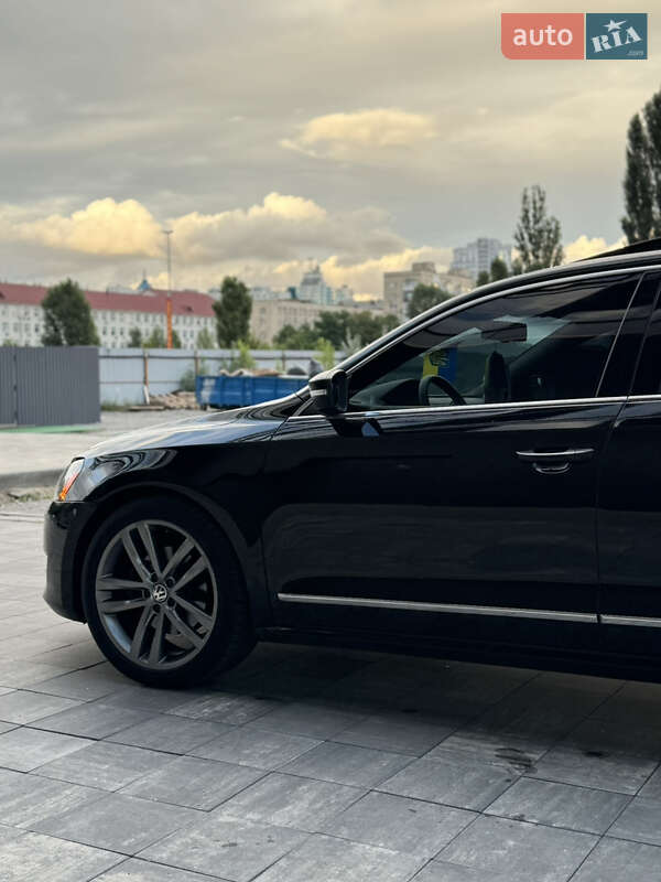 Седан Volkswagen Passat 2014 в Киеве