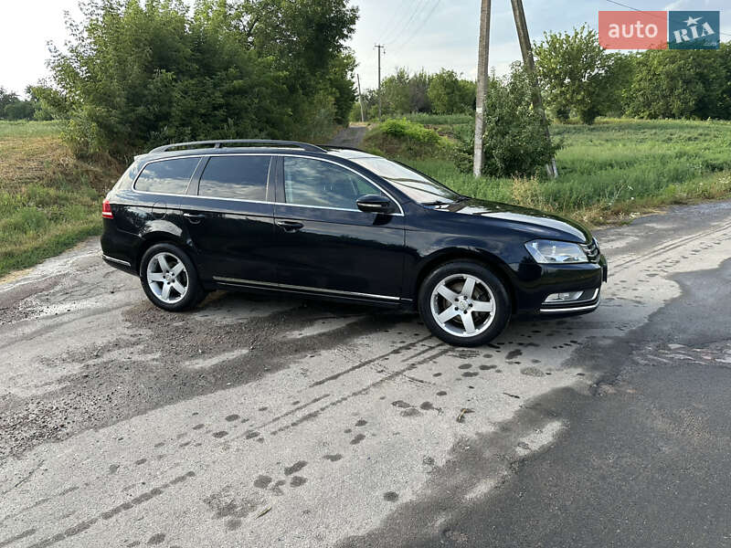 Универсал Volkswagen Passat 2014 в Умани