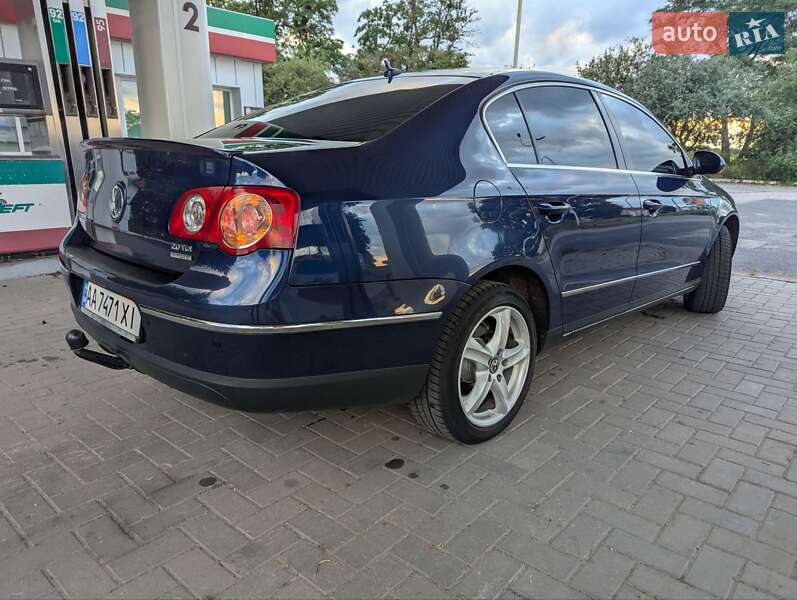 Седан Volkswagen Passat 2009 в Гадяче