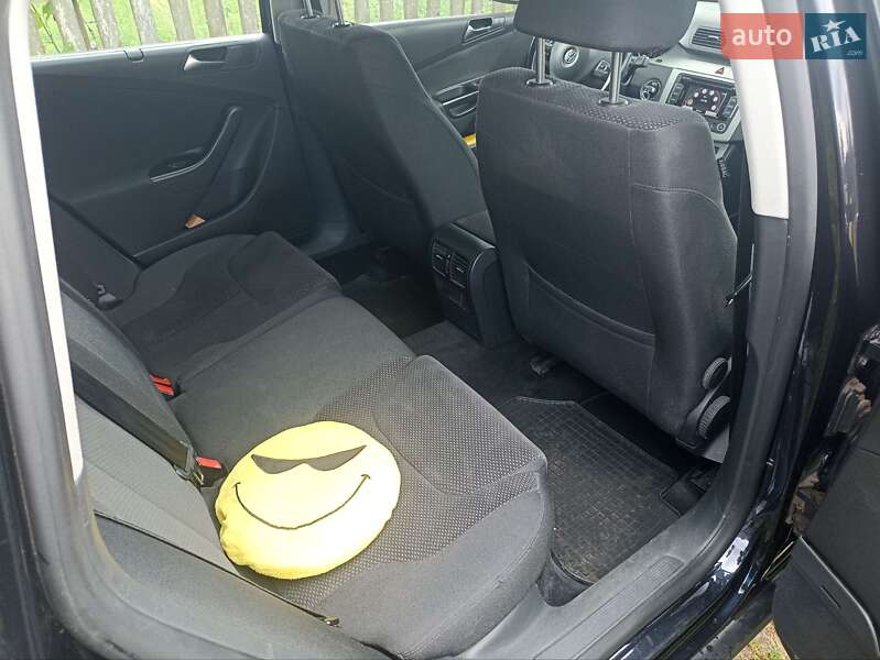 Универсал Volkswagen Passat 2009 в Вараше