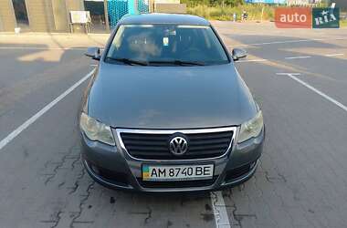 Седан Volkswagen Passat 2005 в Житомирі