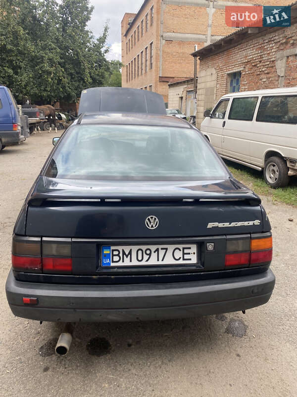 Седан Volkswagen Passat 1990 в Ромнах