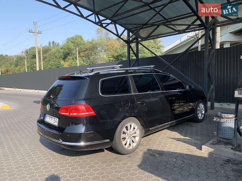 Універсал Volkswagen Passat 2012 в Безлюдівці