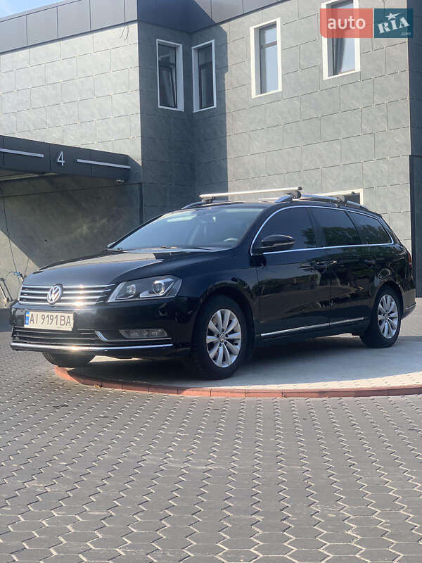 Універсал Volkswagen Passat 2012 в Безлюдівці