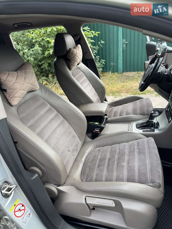 Універсал Volkswagen Passat 2010 в Києві