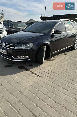 Универсал Volkswagen Passat 2010 в Львове