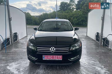 Седан Volkswagen Passat 2015 в Львові