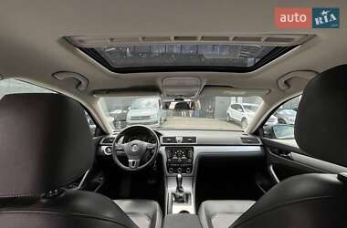 Седан Volkswagen Passat 2012 в 