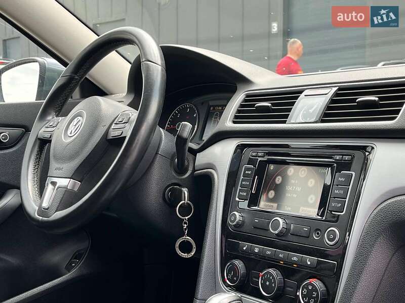 Седан Volkswagen Passat 2012 в Львове фото 49 Седан Volkswagen Passat 2012 в Львове