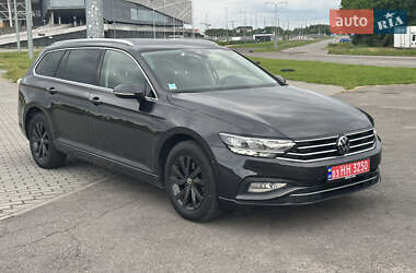 Универсал Volkswagen Passat 2022 в 