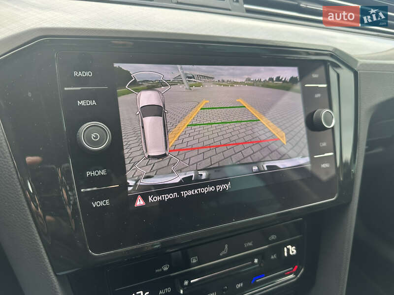 Универсал Volkswagen Passat 2022 в Львове