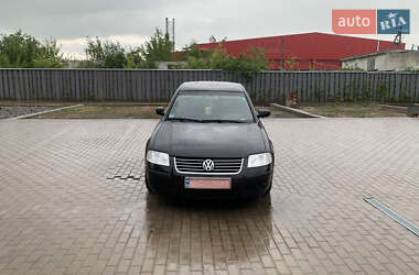 Седан Volkswagen Passat 2003 в Гоще