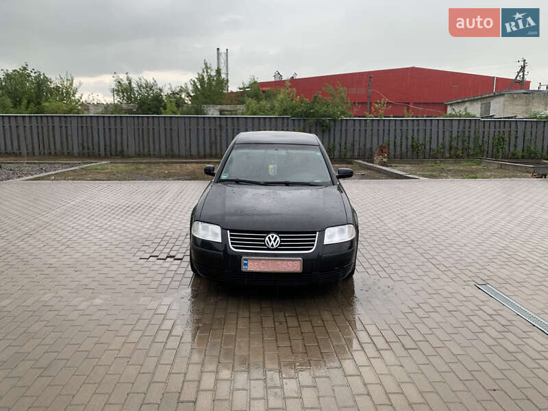 Седан Volkswagen Passat 2003 в Гоще