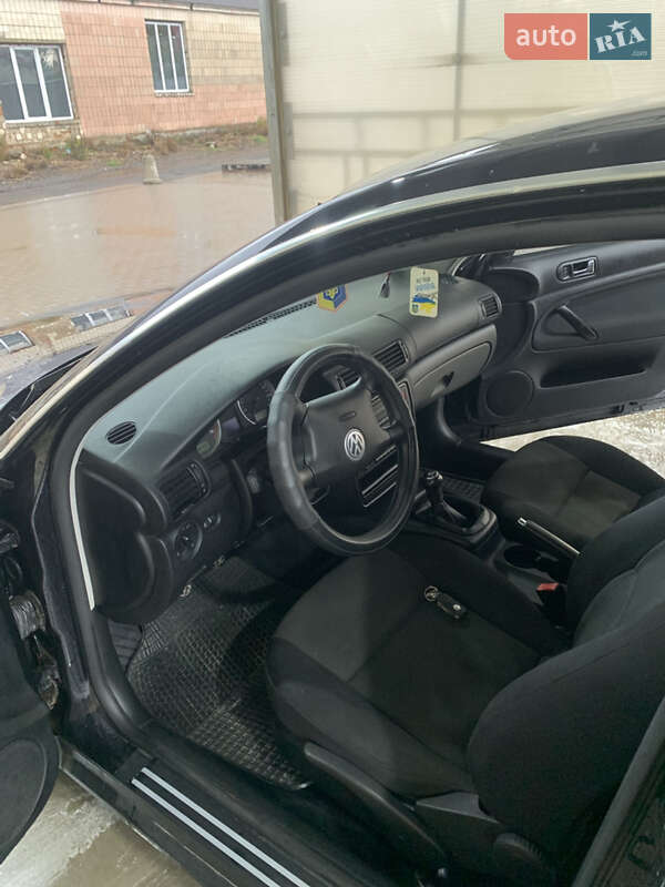 Седан Volkswagen Passat 2003 в Гоще