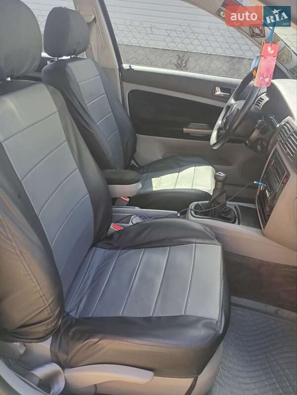 Седан Volkswagen Passat 2000 в Здолбунове