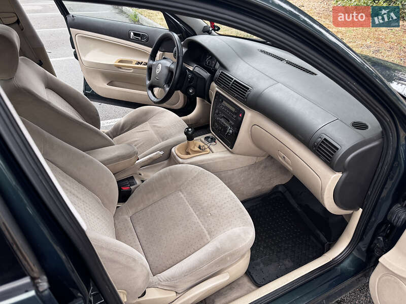 Універсал Volkswagen Passat 1997 в Києві