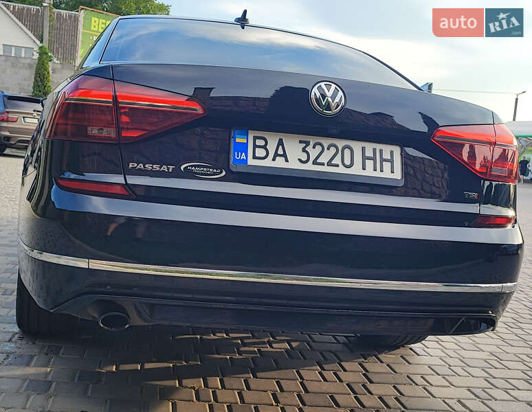 Седан Volkswagen Passat 2018 в Кропивницком