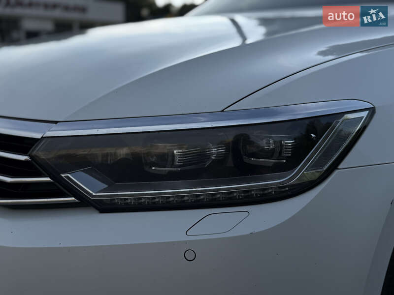 Универсал Volkswagen Passat 2015 в Житомире