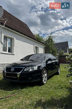Седан Volkswagen Passat 2007 в Києві