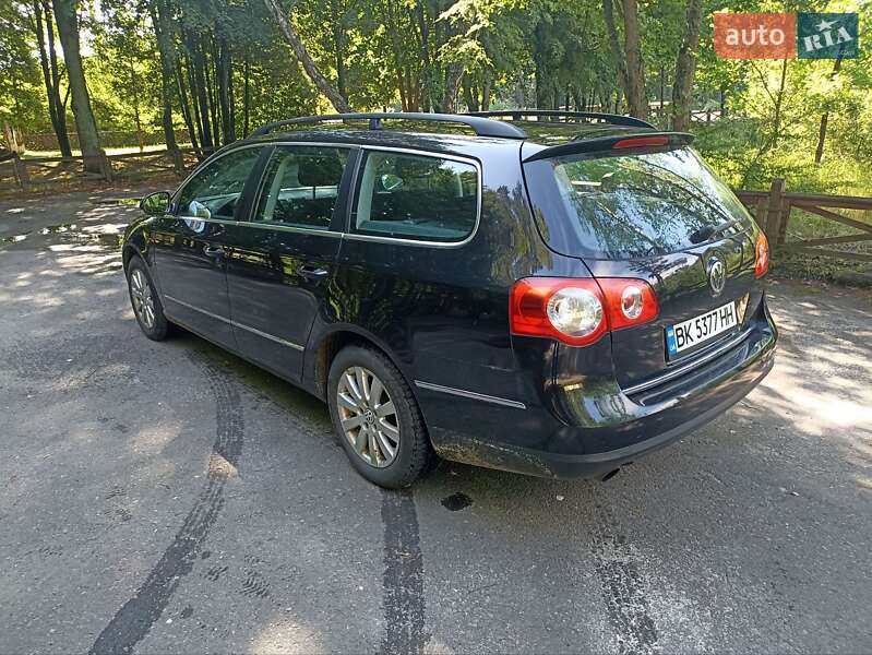 Универсал Volkswagen Passat 2009 в Вараше