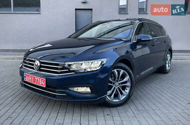 Універсал Volkswagen Passat 2020 в Мукачевому