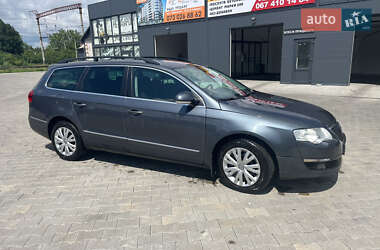 Универсал Volkswagen Passat 2010 в Звягеле