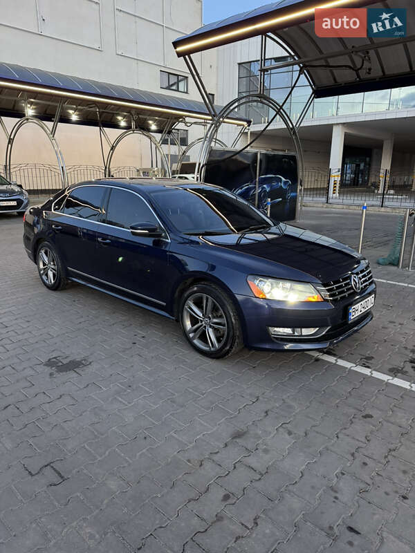 Седан Volkswagen Passat 2014 в Одессе