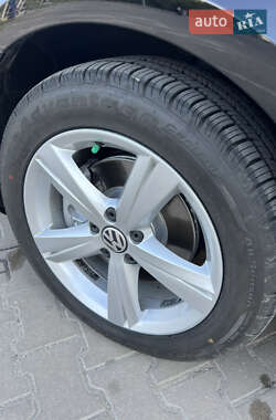 Седан Volkswagen Passat 2013 в 