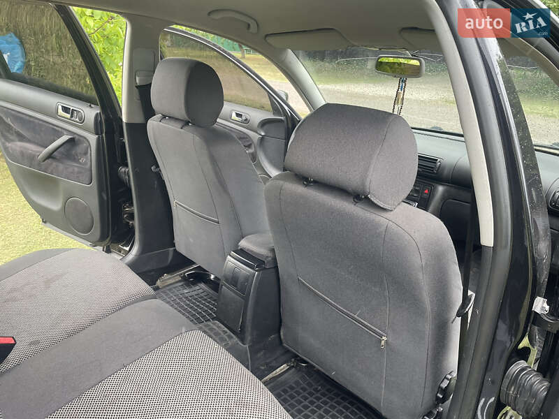 Универсал Volkswagen Passat 2002 в Пирятине