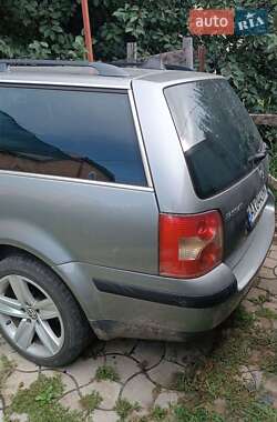 Универсал Volkswagen Passat 2003 в Южном