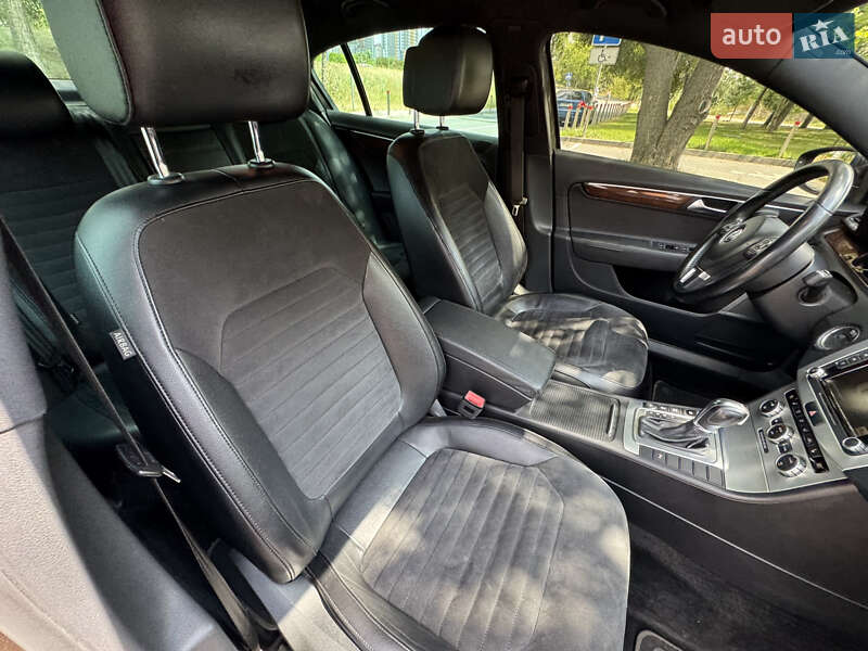 Седан Volkswagen Passat 2013 в Киеве фото 35 Седан Volkswagen Passat 2013 в Киеве