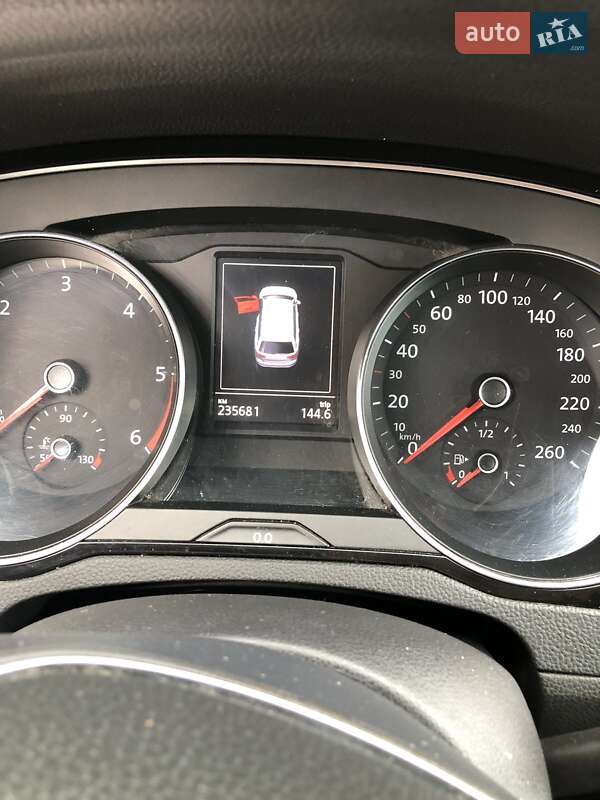 Универсал Volkswagen Passat 2014 в Долине фото 11 Универсал Volkswagen Passat 2014 в Долине