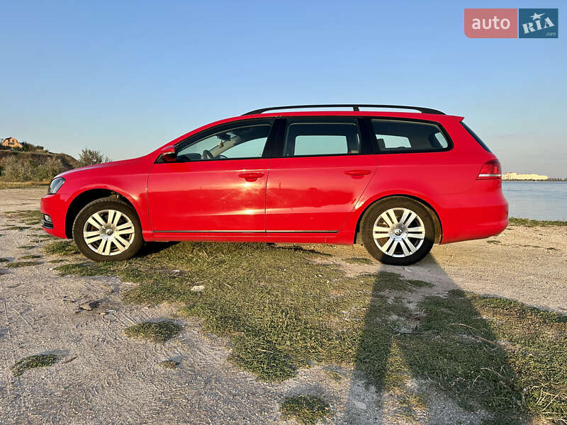 Универсал Volkswagen Passat 2011 в Николаеве