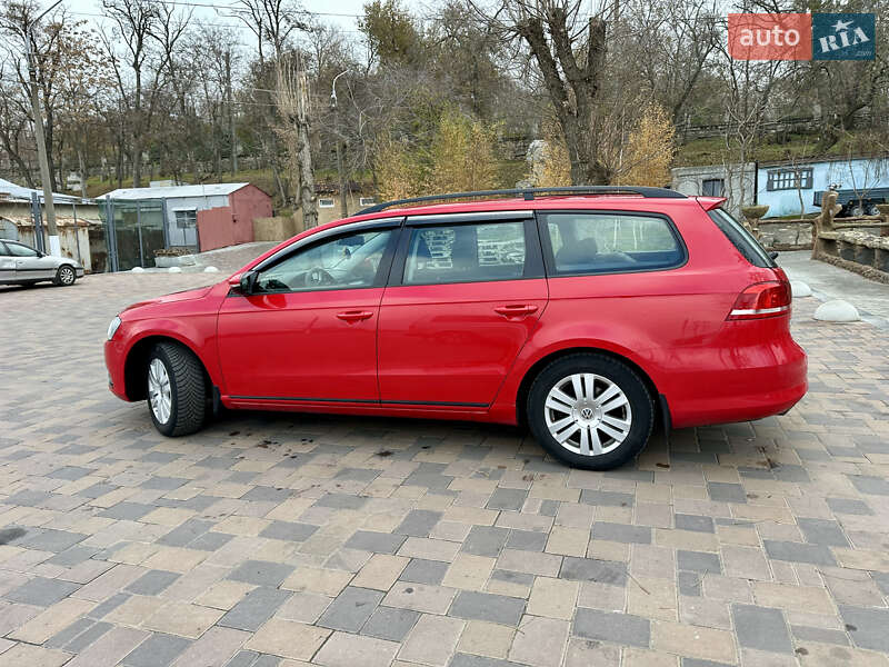 Универсал Volkswagen Passat 2011 в Николаеве