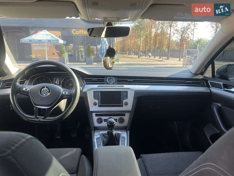 Универсал Volkswagen Passat 2015 в Первомайске