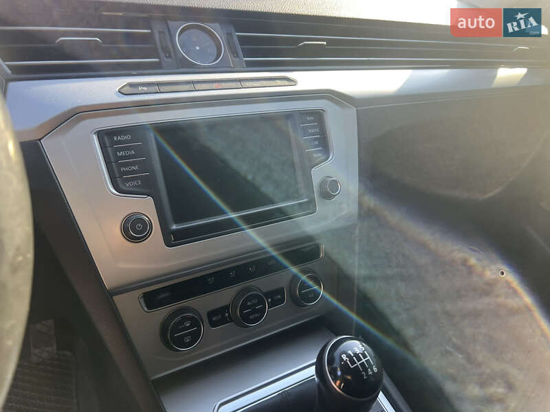 Универсал Volkswagen Passat 2015 в Первомайске