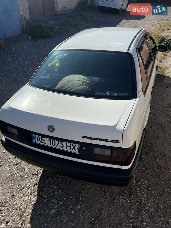 Седан Volkswagen Passat 1989 в Кривому Розі
