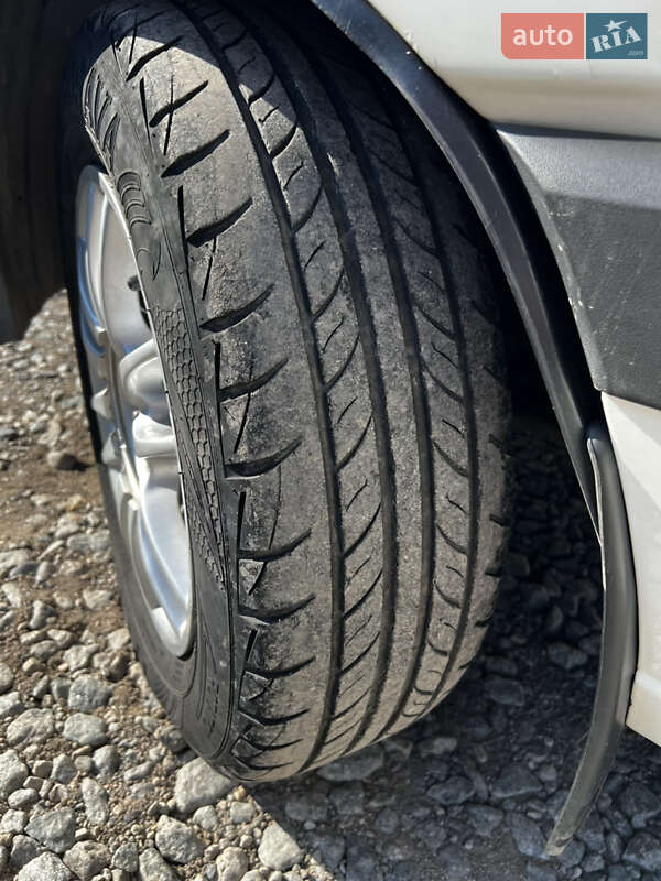 Седан Volkswagen Passat 1989 в Кривому Розі