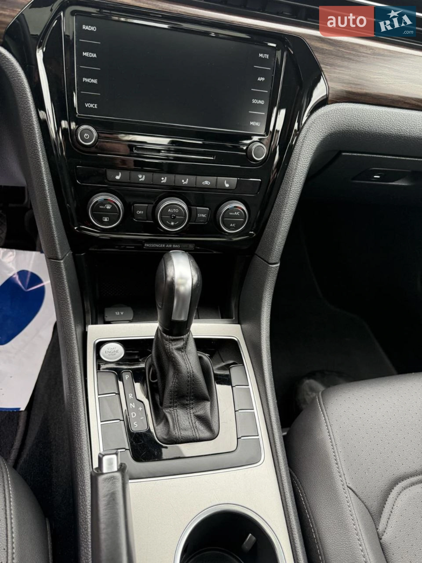 2021 Volkswagen Passat - мініатюра 14