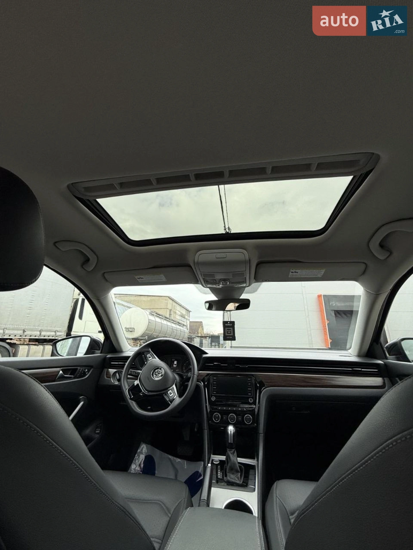 2021 Volkswagen Passat - мініатюра 13