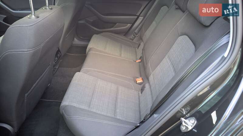 Универсал Volkswagen Passat 2020 в Краснограде фото 75 Универсал Volkswagen Passat 2020 в Краснограде