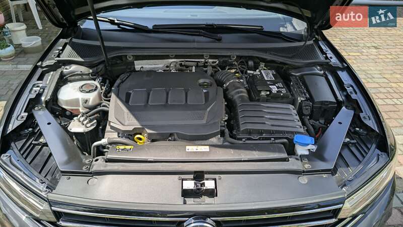 Универсал Volkswagen Passat 2020 в Краснограде фото 88 Универсал Volkswagen Passat 2020 в Краснограде