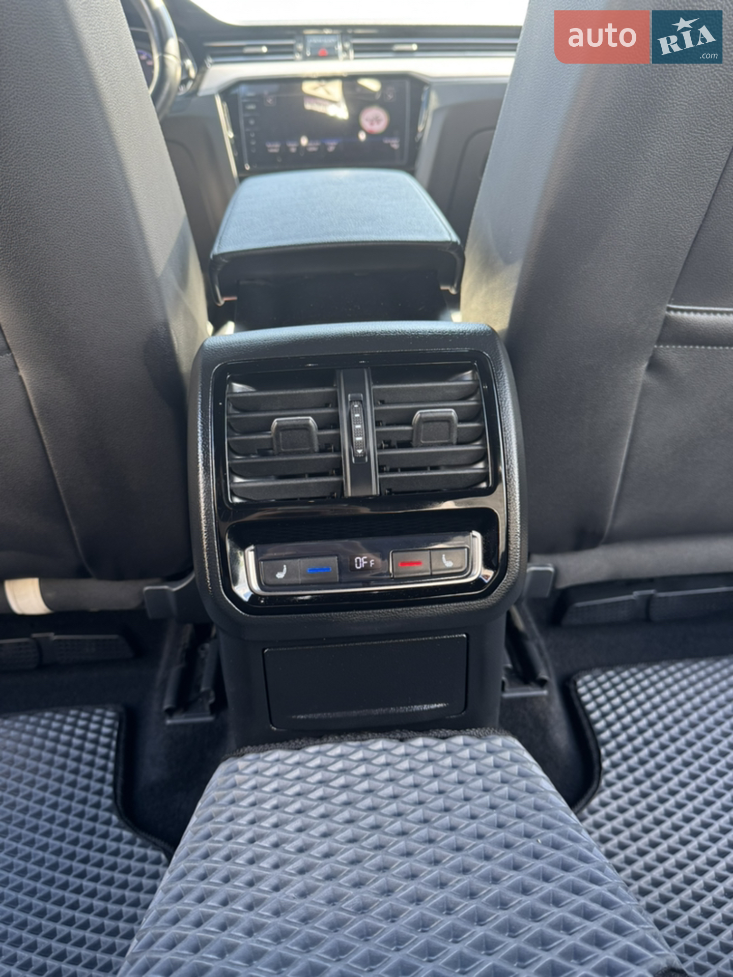 2020 Volkswagen Passat - мініатюра 25