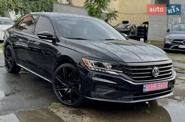 Седан Volkswagen Passat 2020 в Одессе