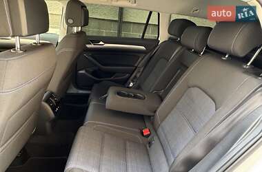 Універсал Volkswagen Passat 2022 в 