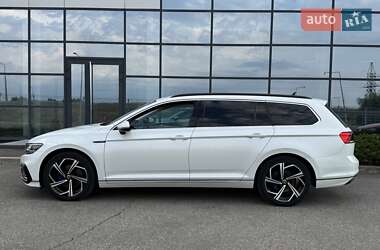 Універсал Volkswagen Passat 2022 в 