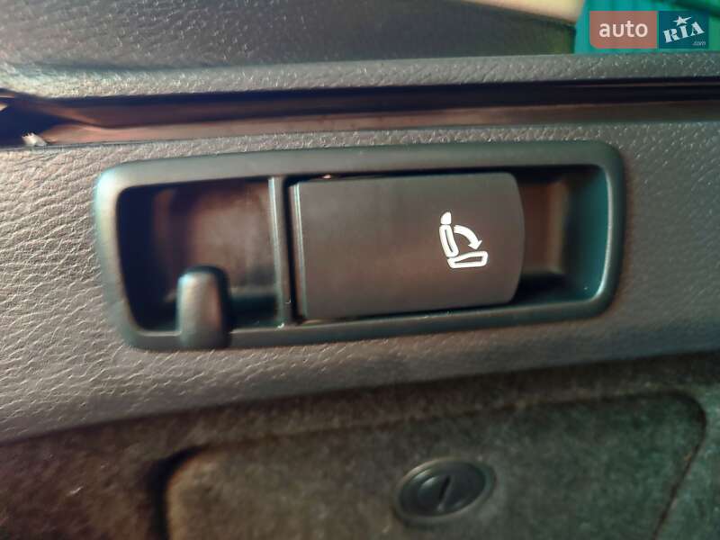 Универсал Volkswagen Passat 2013 в Умани