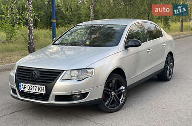 Седан Volkswagen Passat 2005 в Запорожье