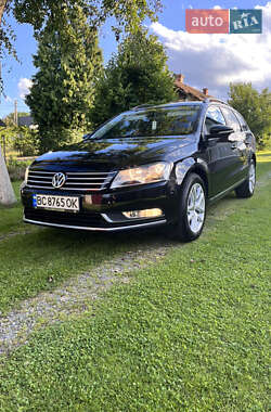 Універсал Volkswagen Passat 2011 в Дрогобичі